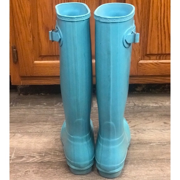 Hunter Boots Matte Tiffany Blue - light scuffing - Picture 2 of 8